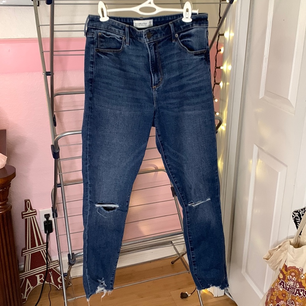 Abercrombie & Fitch High Rise Jeans